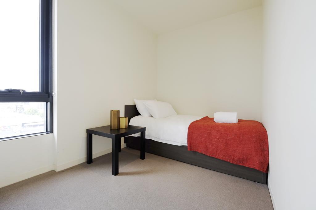 Mono Apartments On Franklin Street Melbourne City Exterior foto